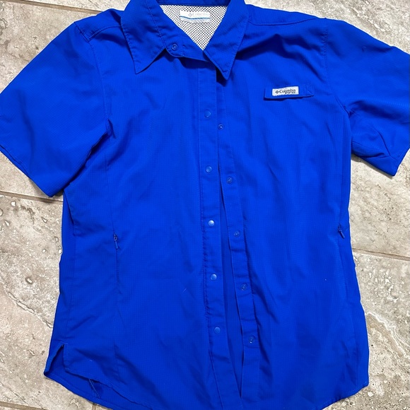 Columbia Women's Tamiami Short Sleeve Shirt-Blue - Picture 3 of 3